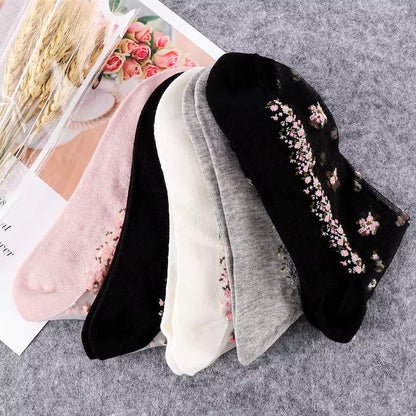 1 Pair Breathable Ultra Thin Socks Summer Women Transparent Lace Silk Crystal Rose Flower Girls Elastic Short Socks Female Sox
